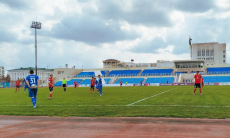 Матч чемпионата России по футболу прервали из-за воздушной угрозы