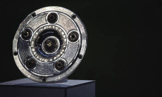 Трофей Бундеслиги Германии обновили перед новыми чемпионами