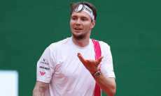 Александр Бублик отправился на турнир в Мадриде