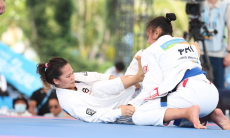 Казахстанская джитсерша Кулумбетова уступила в схватке за «бронзу» пляжной Азиады