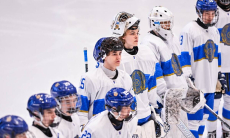 Казахстан гарантировал «серебро» юношеского чемпионата мира по хоккею