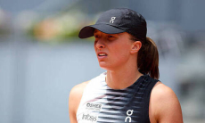 Швентек снялась с турнира в Мадриде с участием Рыбакиной