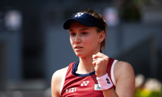 ИИ определил победительницу матча Елена Рыбакина — Чжэн Циньвэнь