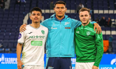 Алип, Кенжебек и Самородов встретились после матча в РПЛ. Видео