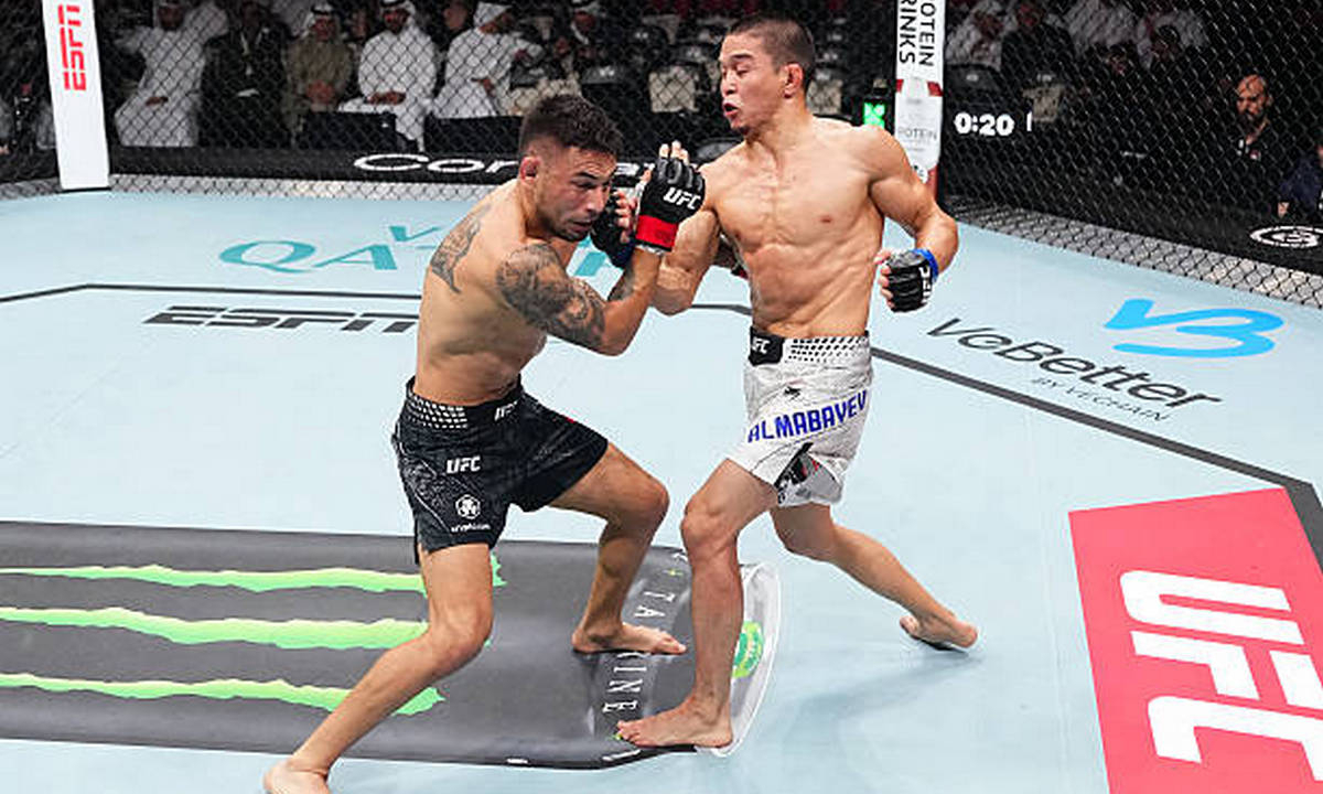 Асу Алмабаеву указали на любопытный факт перед боем с топовым соперником в UFC