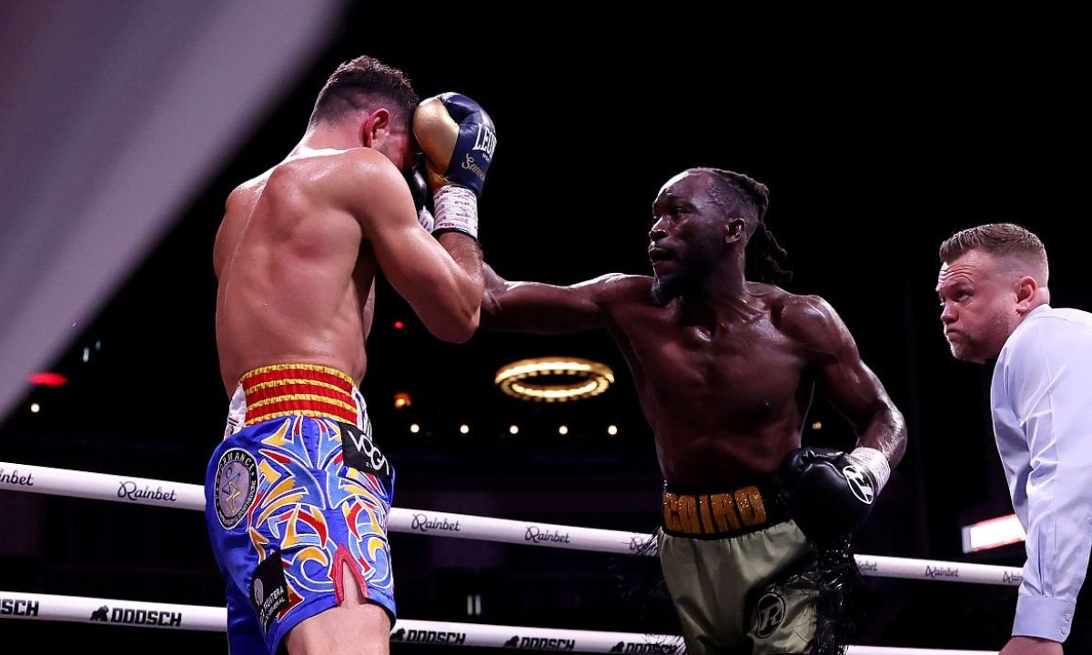 Нокаут определил следующего соперника Жанибека Алимханулы. Видео