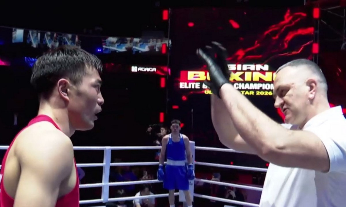 Видео полного боя Сабыржана Аккалыкова с тремя нокдаунами за финал ЧА-2026