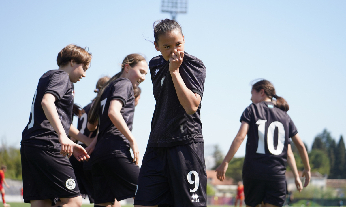 Сборная Казахстана разгромила Черногорию и пробилась в элитный раунд отбора на Евро