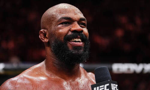 Джон Джонс объявил о завершении карьеры