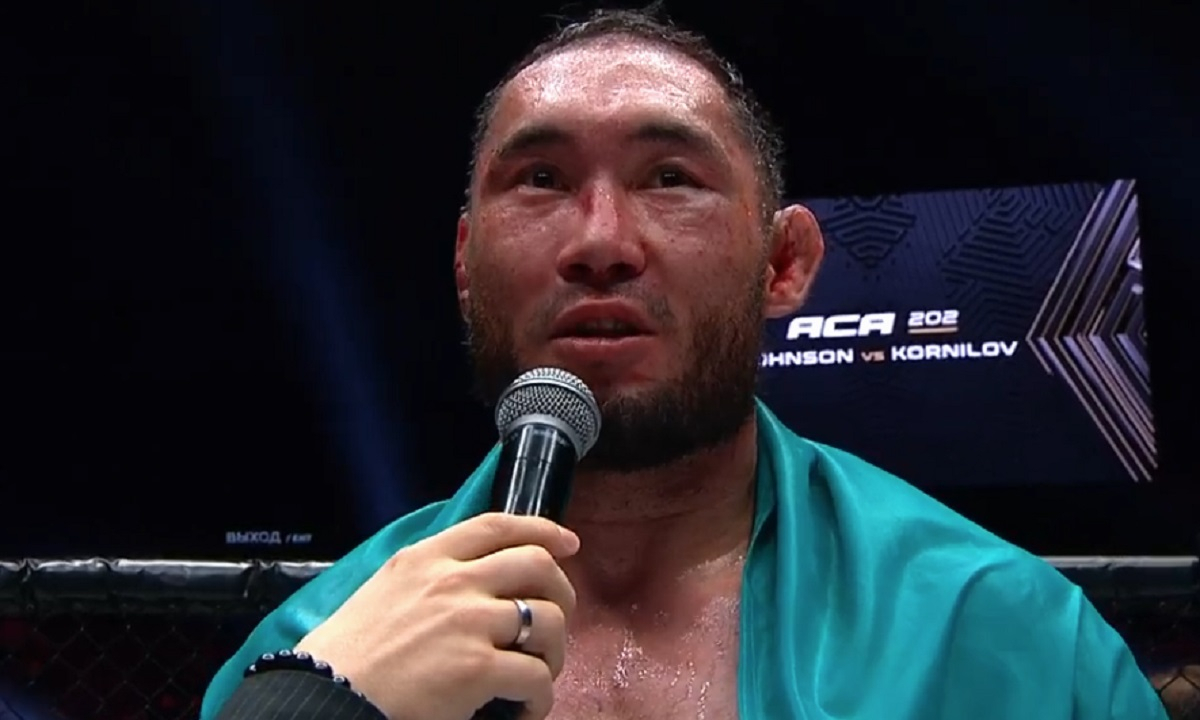 Казахстанец высказался после победы над бывшим бойцом UFC