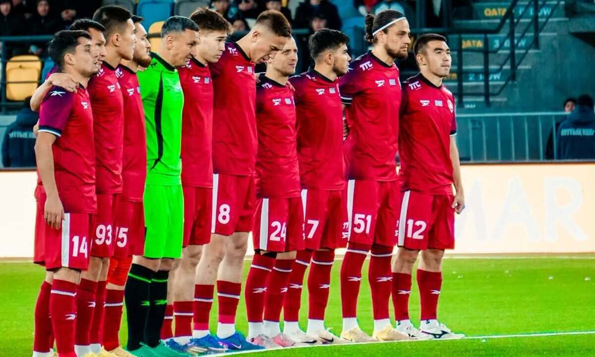 «Кайсар» встретился с фанатами после неудачного старта сезона