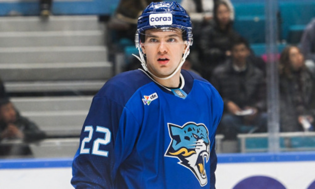 «Барыс» продлил контракт с Кириллом Панюковым