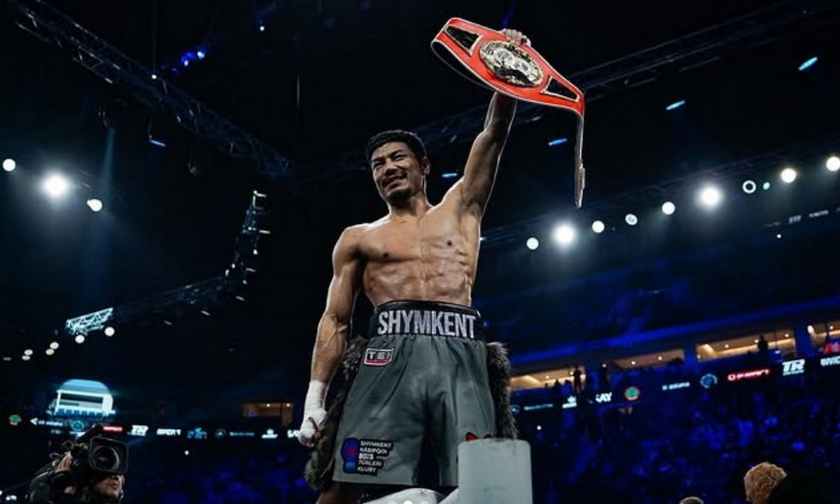 Султан Заурбек официально получил бой за звание претендента на титул чемпиона мира