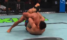Видео финиша Сун Ядуна над Фигереду на турнире UFC
