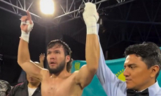 «Казахский титан» Джуманов получил бой за титул WBC с непобеждённым соперником