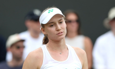 В России указали на проблему Рыбакиной перед вторым матчем на Уимблдоне