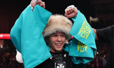 Асу Алмабаев поднялся в рейтинге UFC