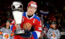 Призер чемпионата мира по хоккею подписал контракт с клубом из Казахстана