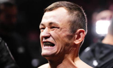 Бекзат Алмахан приходил в UFC многообещающим талантом. Сегодня его уволили и, увы, по делу
