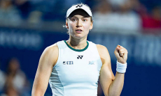 Рыбакина официально обошла Соболенко и возглавила чемпионскую гонку WTA