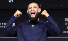 Усман предложил организовать «огненный» бой Чимаева в UFC