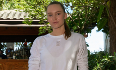 Елена Рыбакина прилетела в Нью-Йорк
