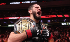Стал известен главный претендент на бой с Исламом Махачевым в UFC