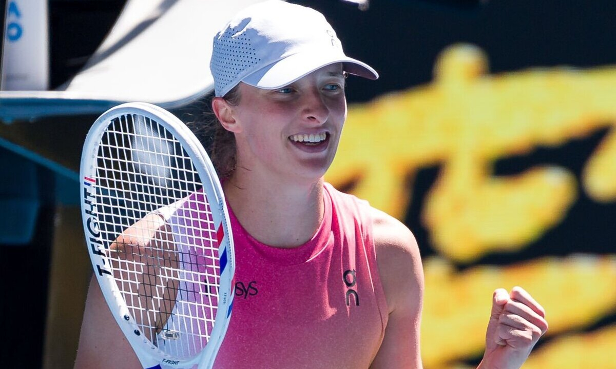 Швентек обошла звезд ATP и приблизилась к рекорду Джоковича
