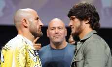 Тренер Махачева назвал фаворита титульного боя Волкановски — Евлоев на UFC 333