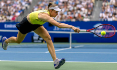 Елена Рыбакина сохранила лидерство в чемпионской гонке WTA
