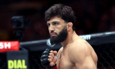 Царукян дал прогноз на титульный бой Волкановски — Евлоев на UFC 333