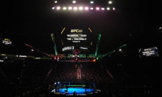 Судейским решением начался турнир UFC 333