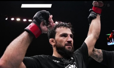 Чемпион из России победил на турнире UFC 333