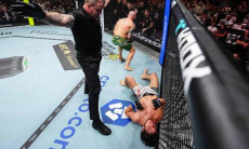 Видео полного боя Волкановски — Евлоев с нокаутом за титул UFC