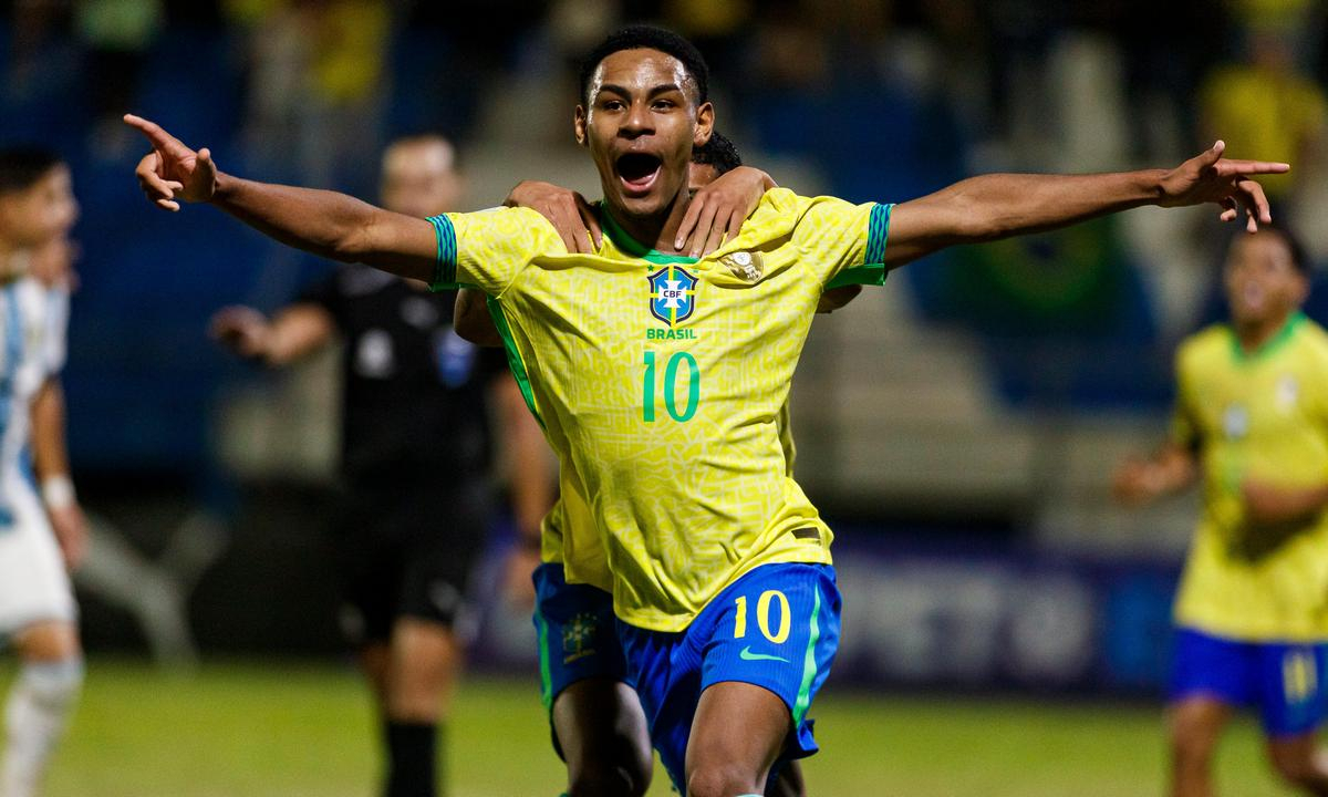 «Челси» ускорил работу над трансфером бразильского форварда за 100 миллионов