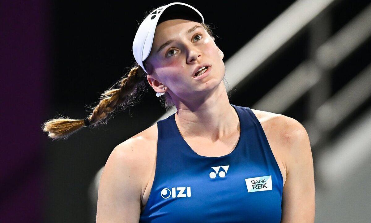 «Это нормально». Легенда WTA объяснила сенсационное поражение Рыбакиной 
