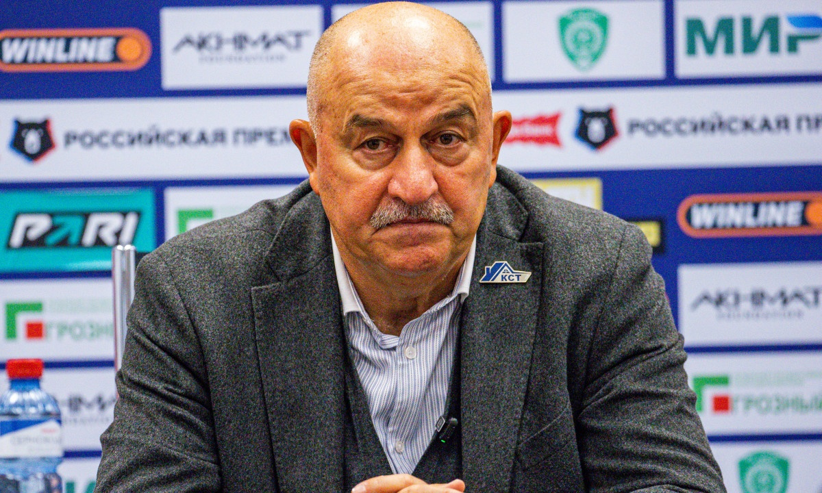 Черчесов раскритиковал наставника сборной Казахстана