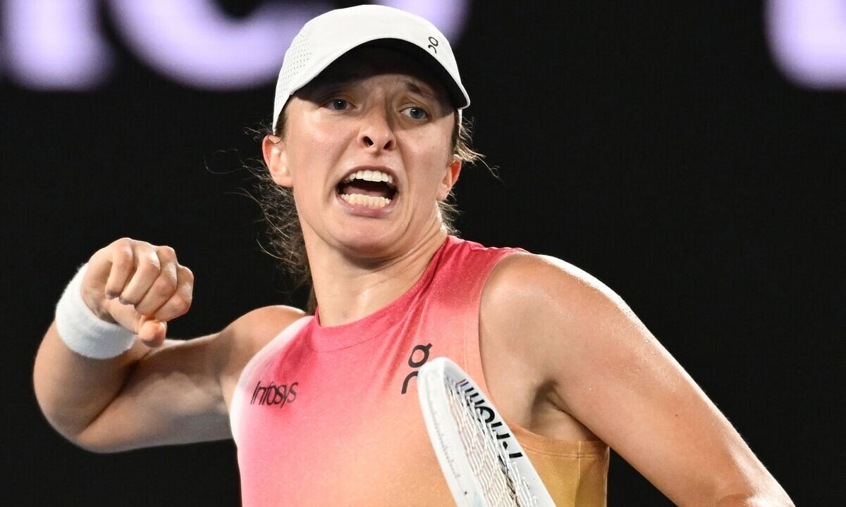 Ига Швентек повторила достижение российской легенды WTA