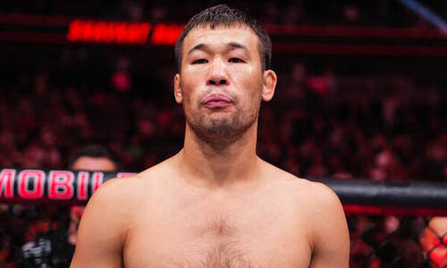 Непобежденный нокаутер из UFC ищет соперника вместо Шавката Рахмонова