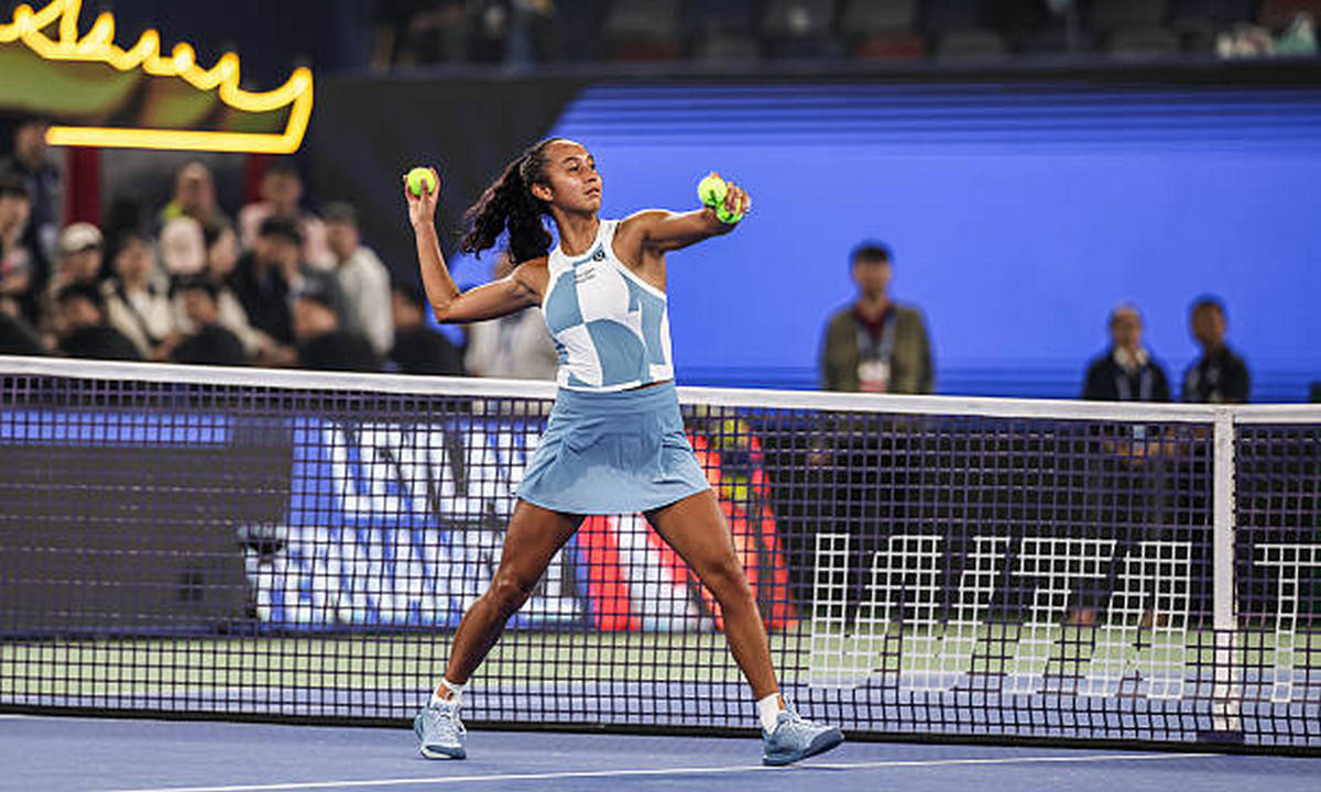Фернандес превзошла Андрееву и стала лидером сезона WTA